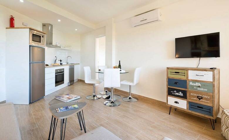 Aparthotel Apartment Club Playa Flores