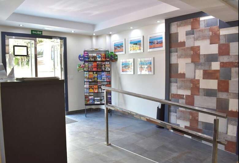 Aparthotel Apartment Club Playa Flores