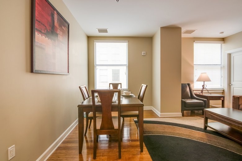 Apartamentos Bluebird Suites Near Autozone Park