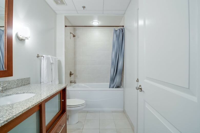 Apartamentos Bluebird Suites Near Autozone Park