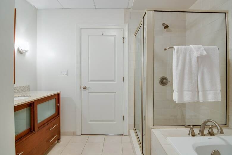 Apartamentos Bluebird Suites Near Autozone Park