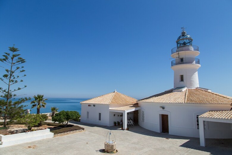 Apartamentos �tico Soleado Con Vistas Al Mar