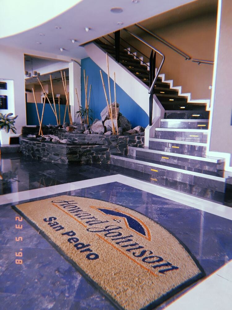 Hotel Howard Johnson By Wyndham San Pedro