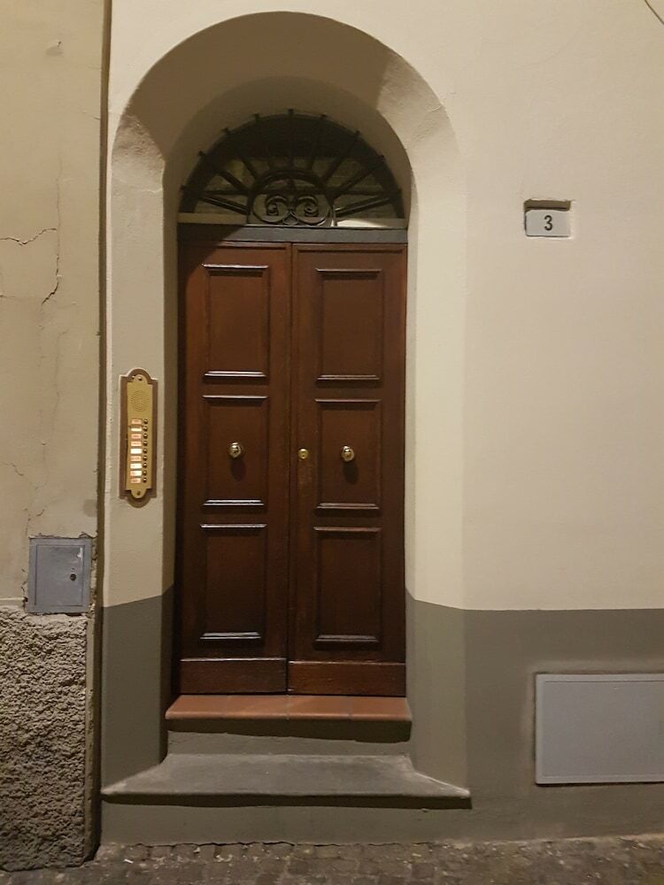 Nice And Cozy Quiet Apartment Right In The Center
