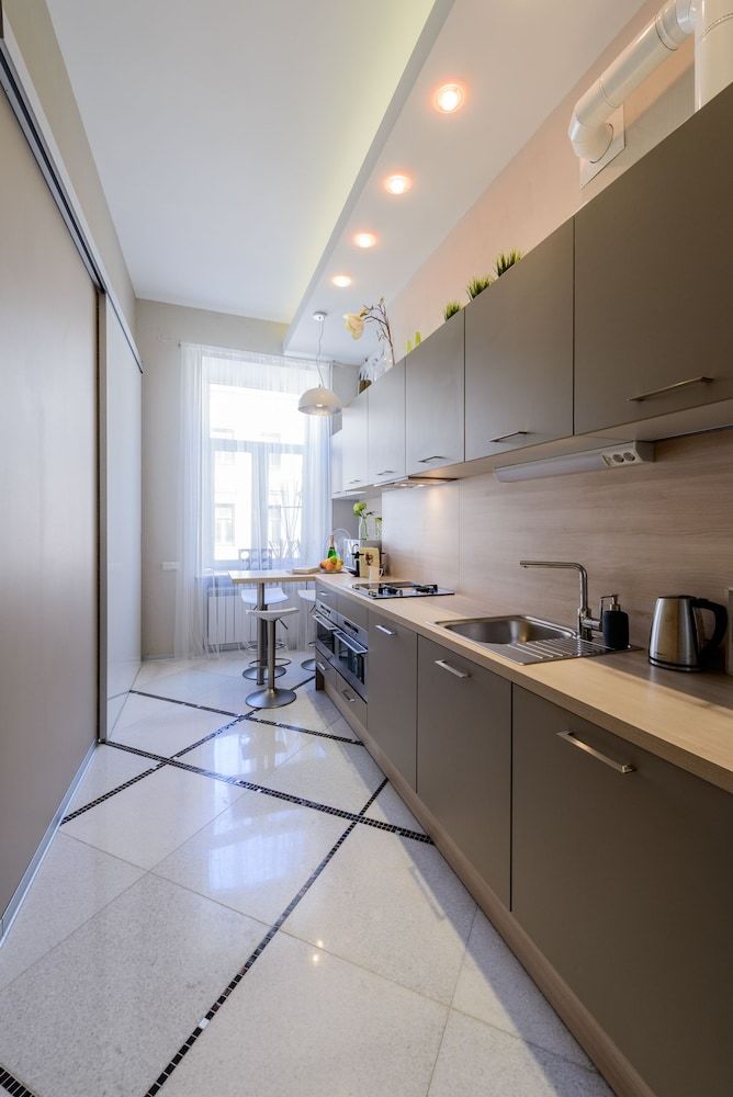 Aquarelle Apartment On Stremyannaya