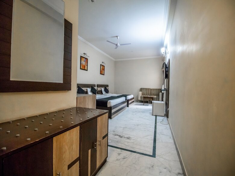Oyo 1199 Hotel Maharaja Residency