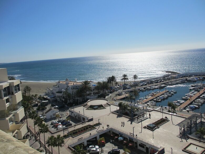 Apartamentos Rentcostadelsol Marbella-el Faro