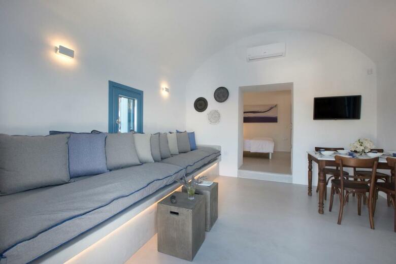 Villa Akrotiri Cove