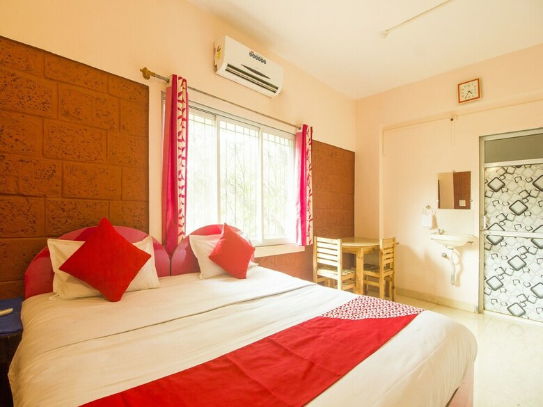 Hotel Oyo 15152 Raghusheela Cottage