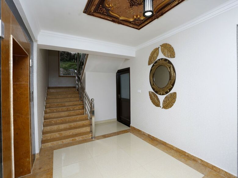 Hotel Oyo 9101 Shoghi Eco Valley