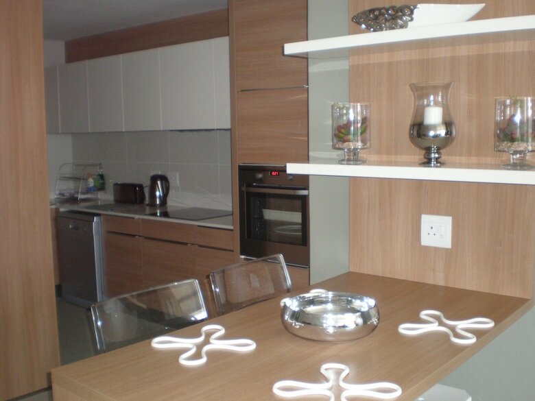 Apartamentos Island Letting-crystal Towers