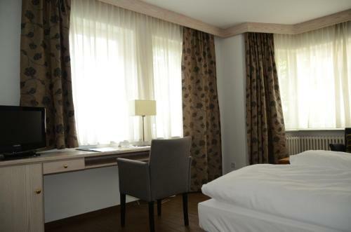 Hotel-restaurant & Metzgerei R��le
