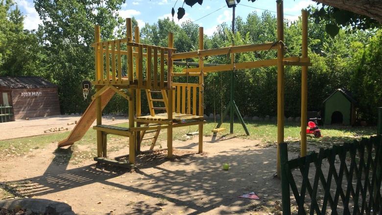 Camping Fuente De Regustr�n