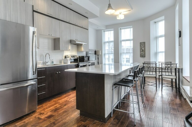 St Laurent Apartments