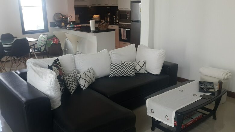 3br Pool Villa Near Beach And Laguna