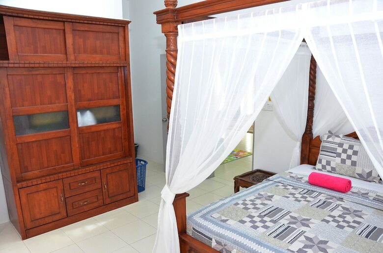 Nur Banglo Homestay Port Dickson