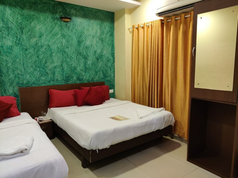 Hotel Golden Sagar