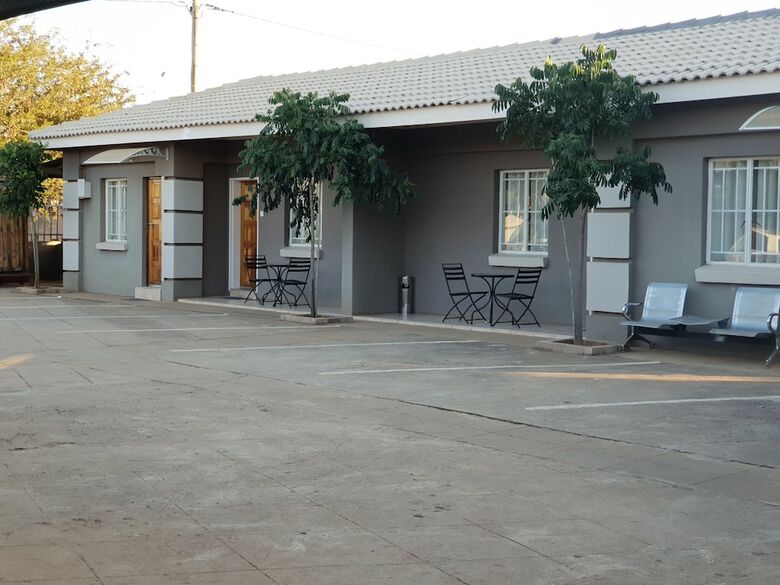 Hotel Kalahari Sands Guest Lodge
