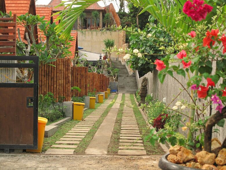 Hotel Yoki's Bungalows