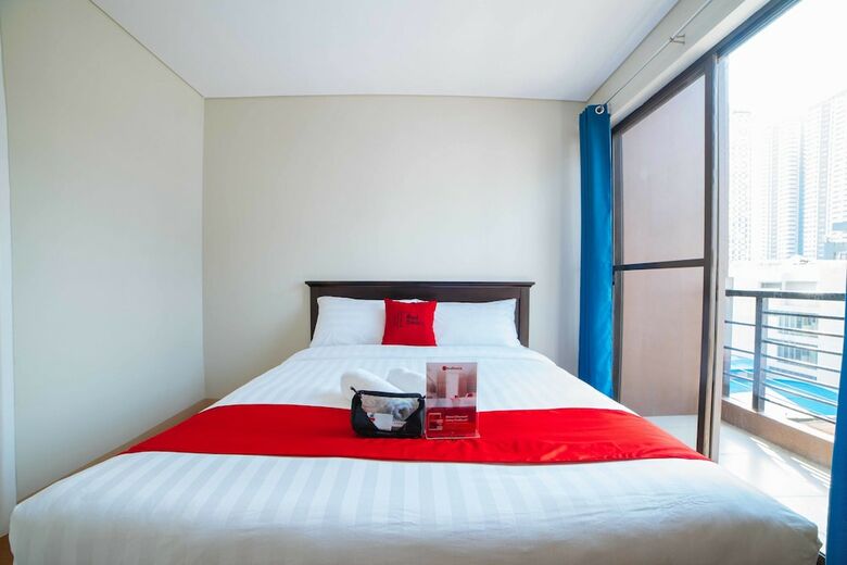 Hotel Reddoorz Plus Near Capitol Commons
