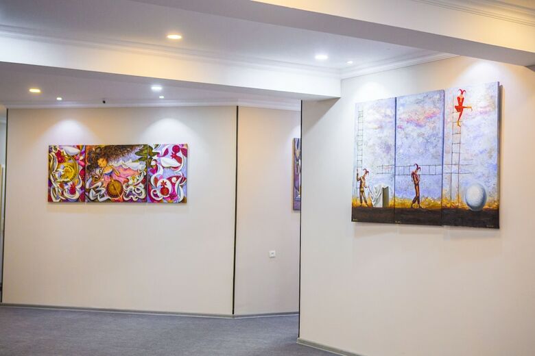 Hotel Square Inn