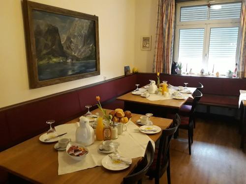 Hostal Ratskeller Lauda