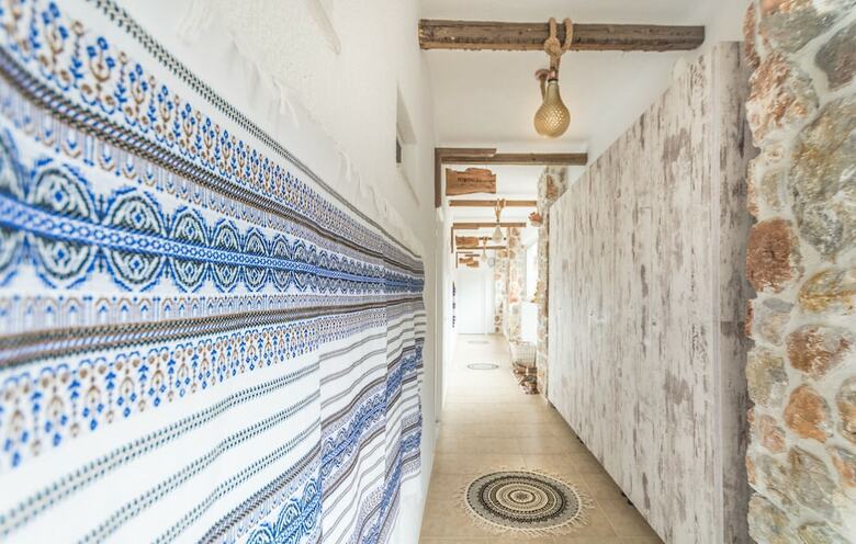 Hotel Limeri Traditional Guest House
