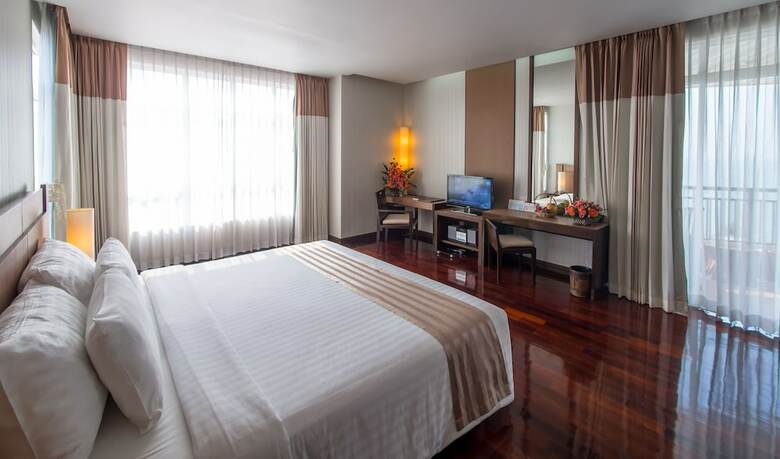 The Pattaya Discovery Beach Hotel Pattaya