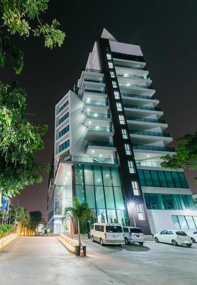 The Pattaya Discovery Beach Hotel Pattaya