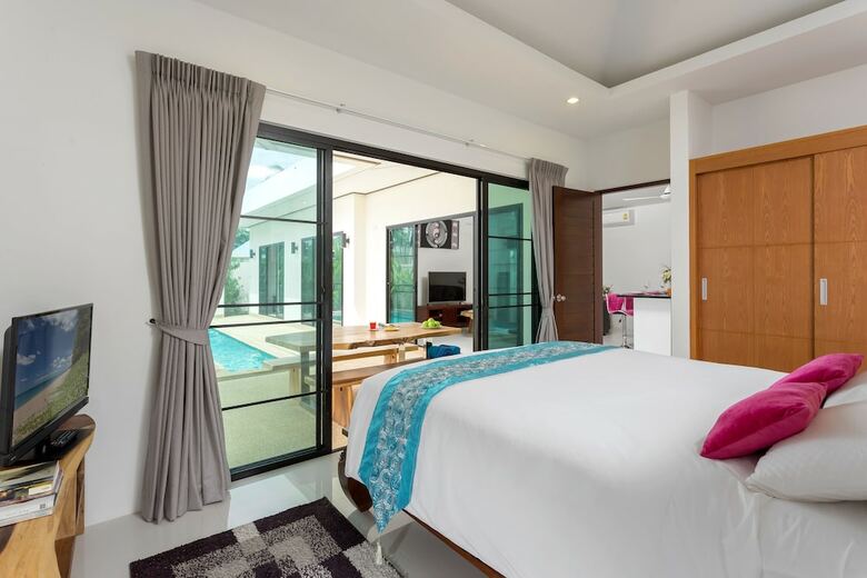 Thai-themed 3br Boutique Villa By Intira
