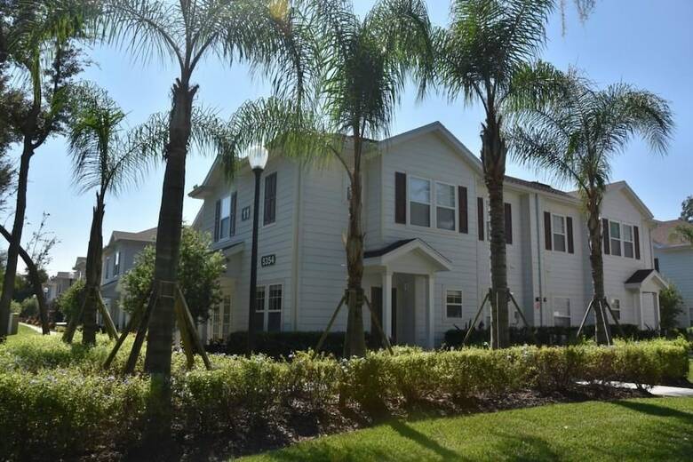Villa Aventura - Lucaya Village