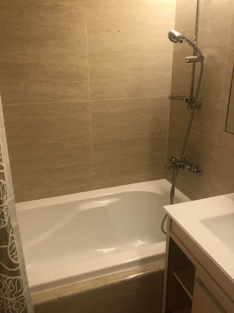 Daxin Hotel