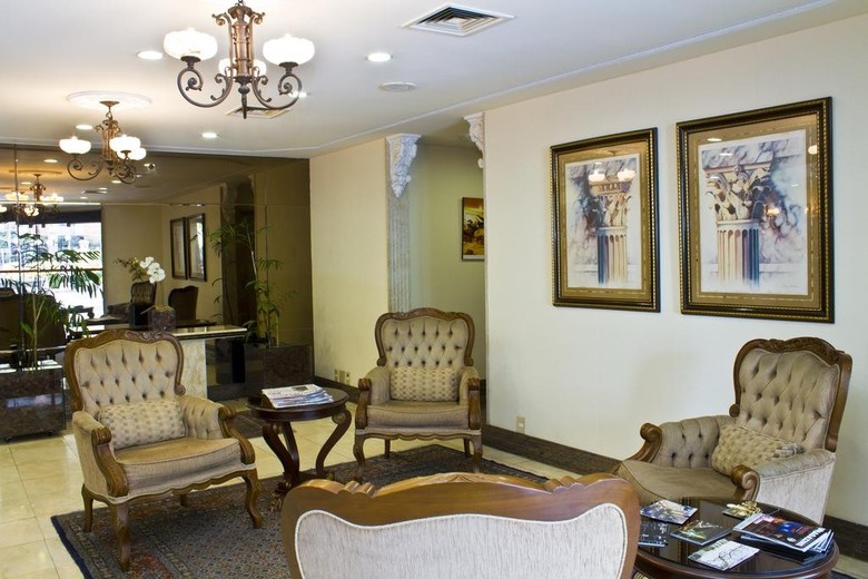 Hotel Le Premier Suites