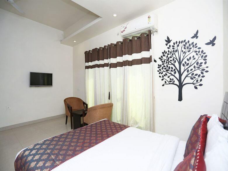 Oyo 5474 Hotel Aries