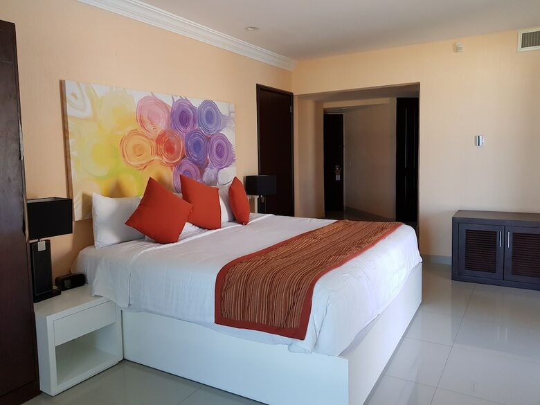 Hotel Club Solaris Los Cabos - All Inclusive