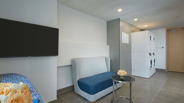Hotel Holiday Inn Express Qingdao West Coast