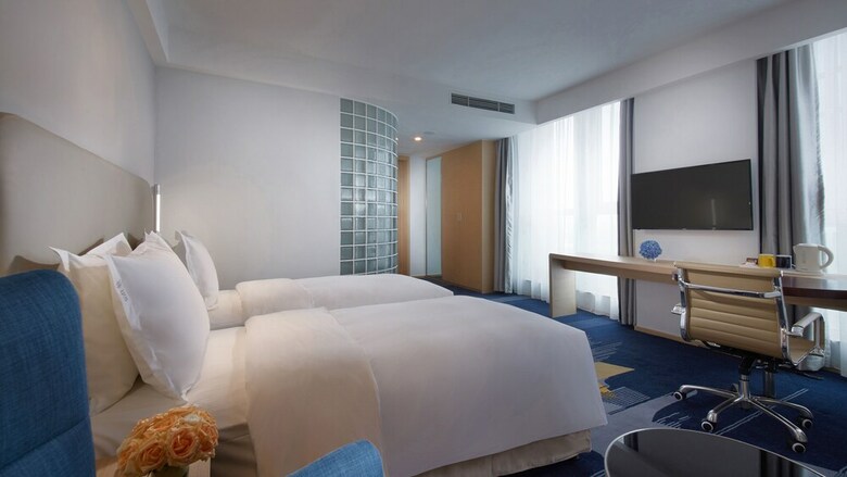 Hotel Holiday Inn Express Qingdao West Coast