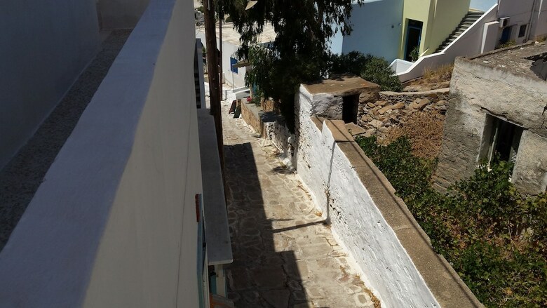 Hotel Grandma Vasiliki Rooms To Let