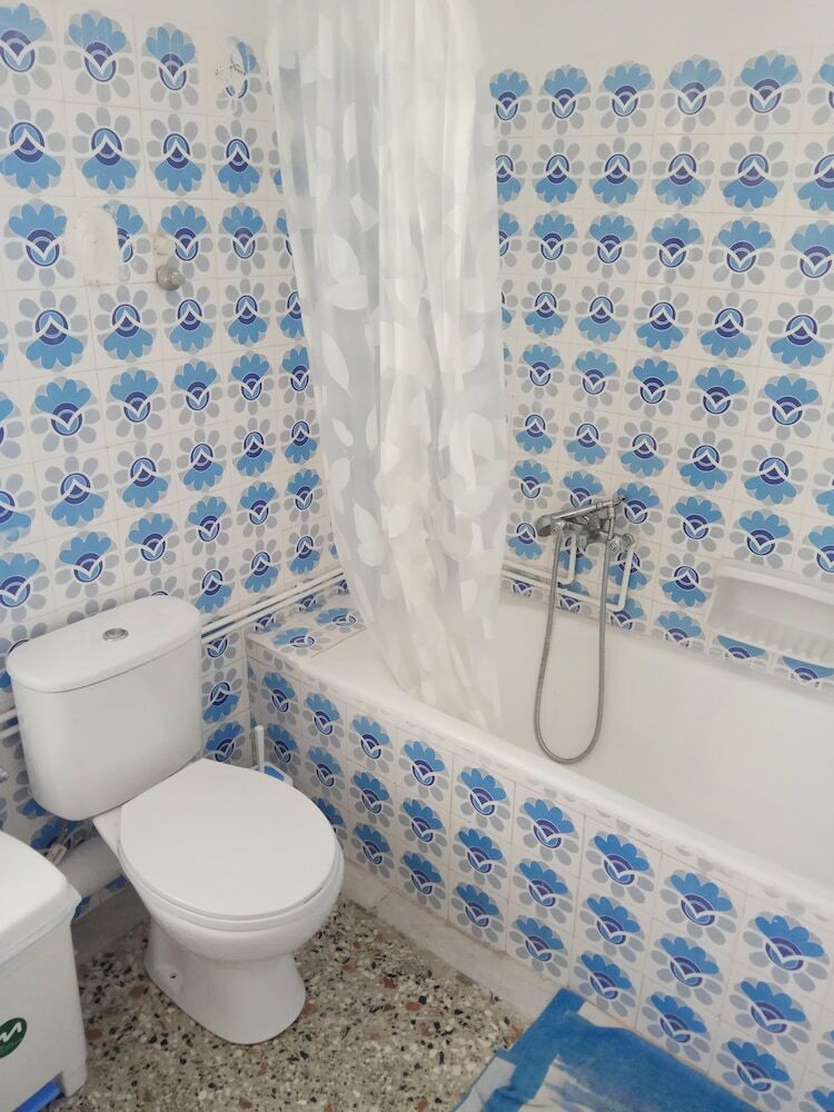 Hotel Grandma Vasiliki Rooms To Let