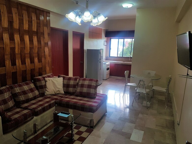 Hotel Tsc Suites By Eastland Residences