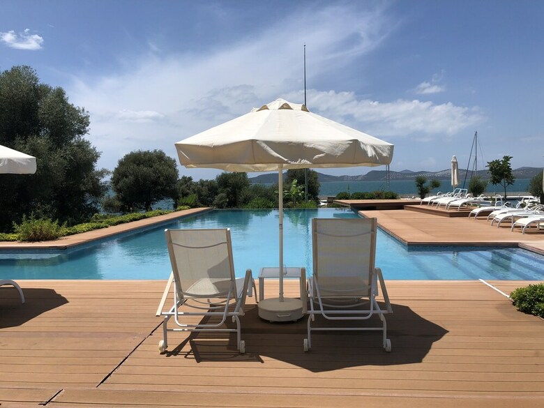 Hotel Egesu Marina Guest House