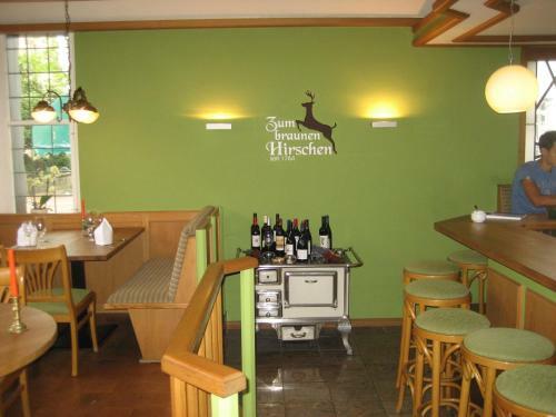 Hostal Hotel Zum Braunen Hirschen