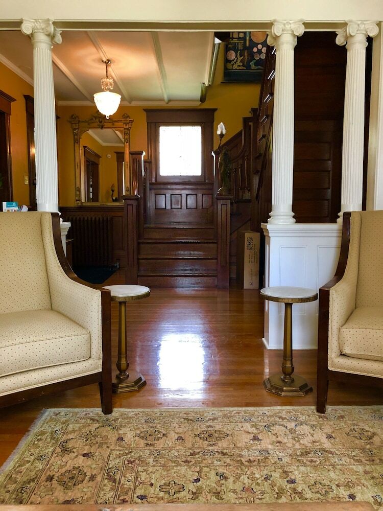 1000 Islands Bed And Breakfast ? The Bulloch House