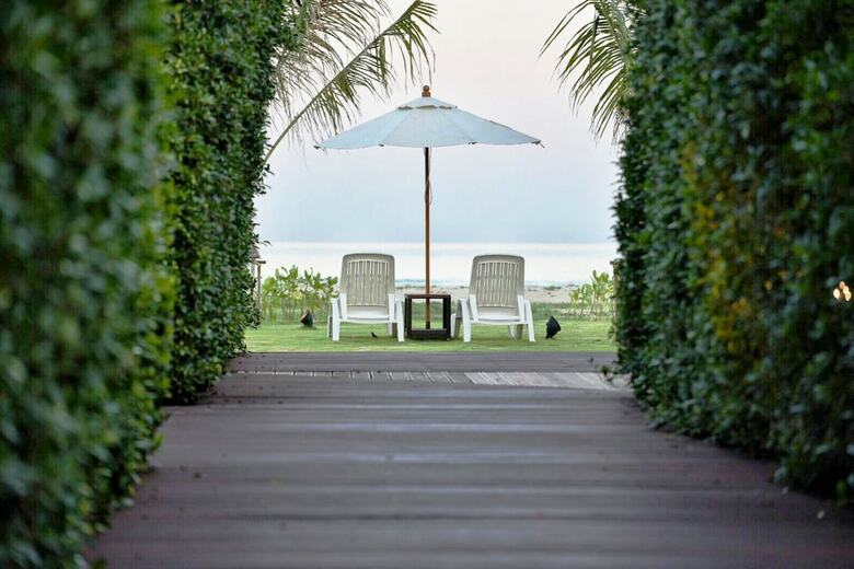 Hotel Triple Tree Beach Resort