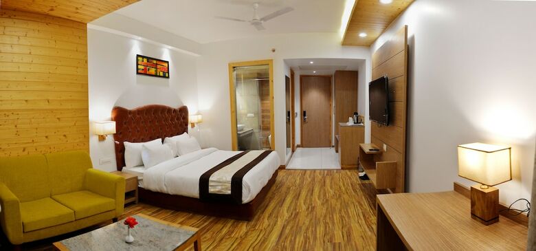 Hotel The Orchard Greens Resort And Spa