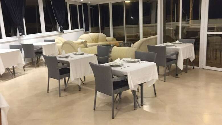Hotel Malak Tingis