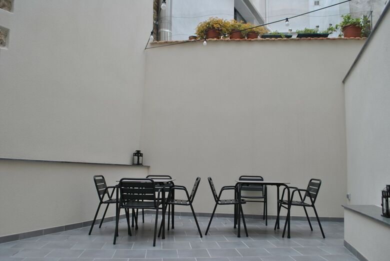 Hostal Universitat Cervera