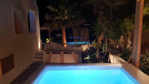 Summer Lovers Villa