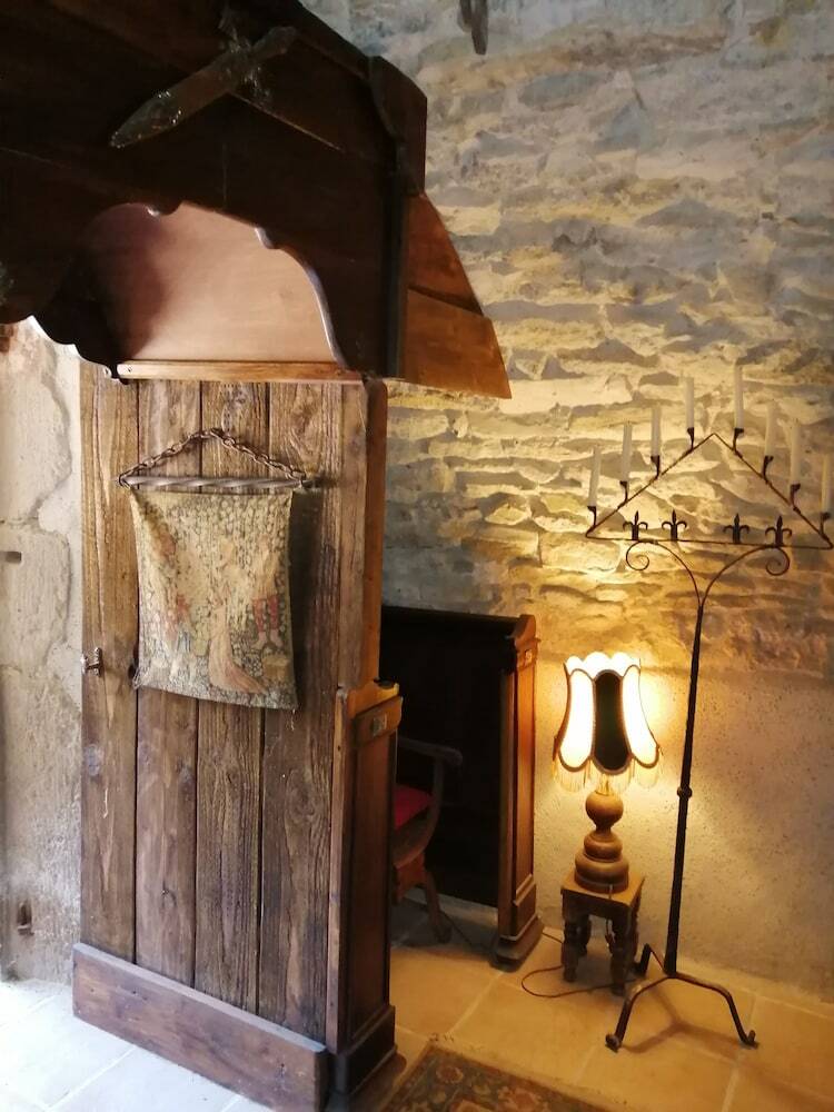 Bed & Breakfast Mas Fabr�gue - Ambiance M�di�vale