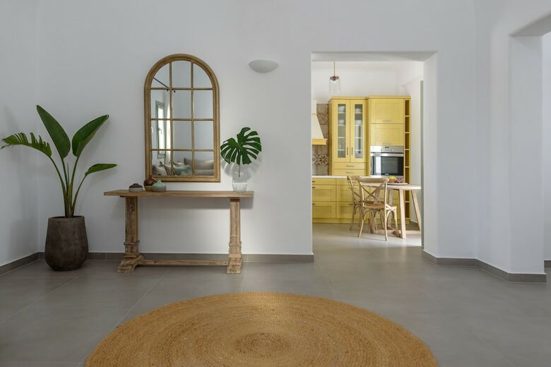 Villa Samsara - Santorini Luxury Retreat